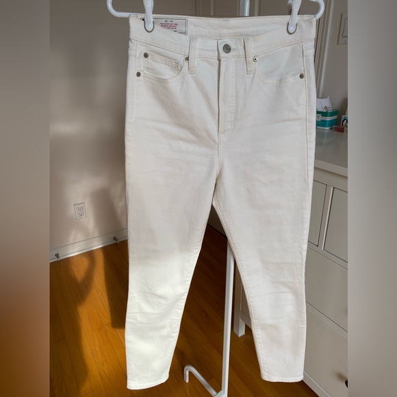 GAP - White True Skinny Sky High Rise Jeans - Picture 3 of 6